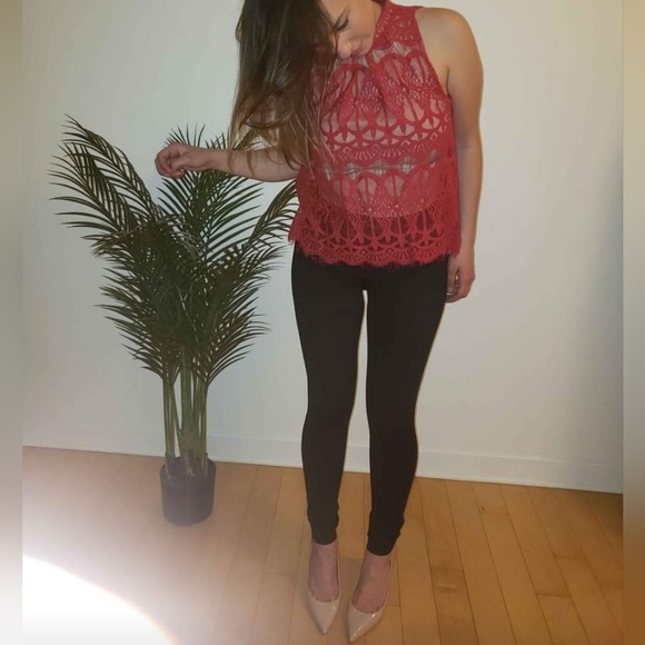 Lace romantic red top - Picture 4 of 5